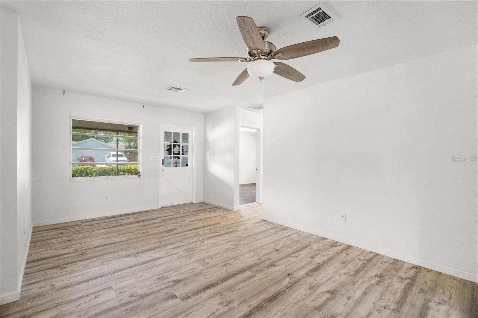 SIRMONS ORANGE BLOSSOM HEIGHTS - Residential