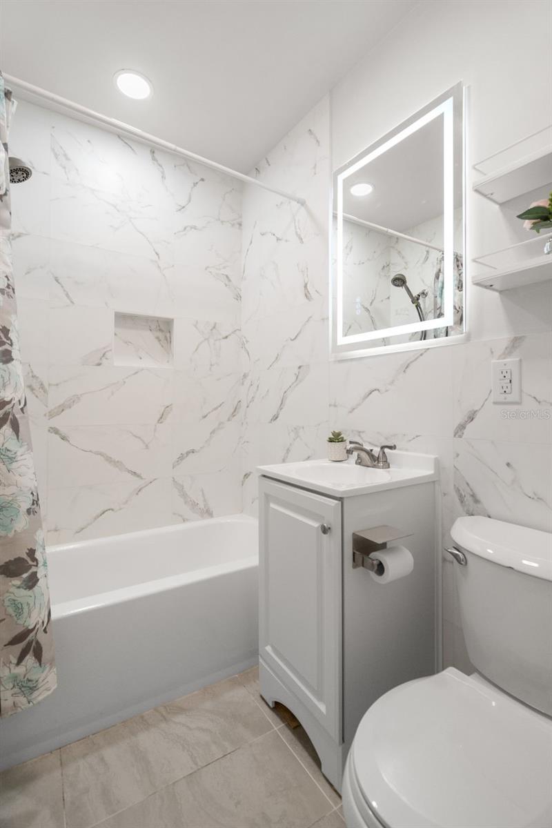 SIRMONS ORANGE BLOSSOM HEIGHTS - Residential