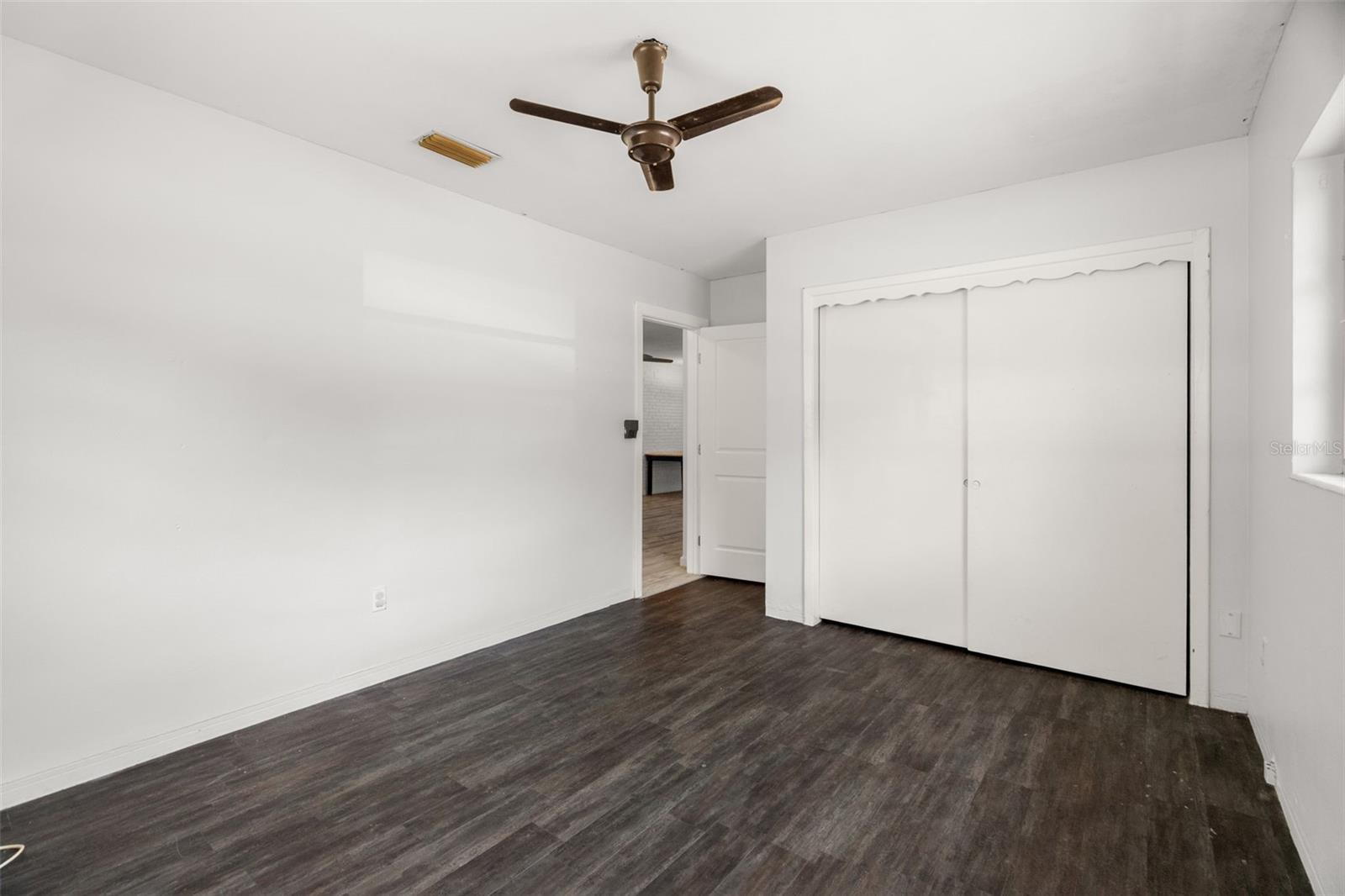 SIRMONS ORANGE BLOSSOM HEIGHTS - Residential