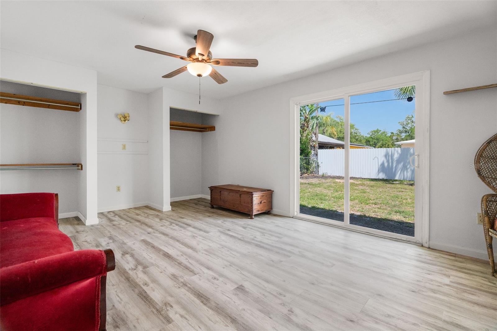 SIRMONS ORANGE BLOSSOM HEIGHTS - Residential