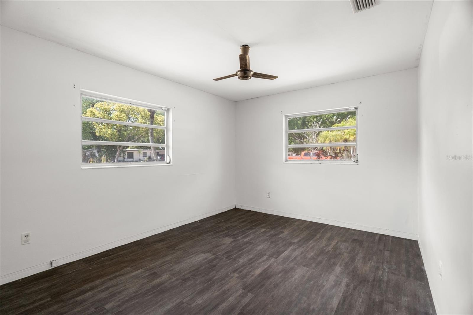 SIRMONS ORANGE BLOSSOM HEIGHTS - Residential