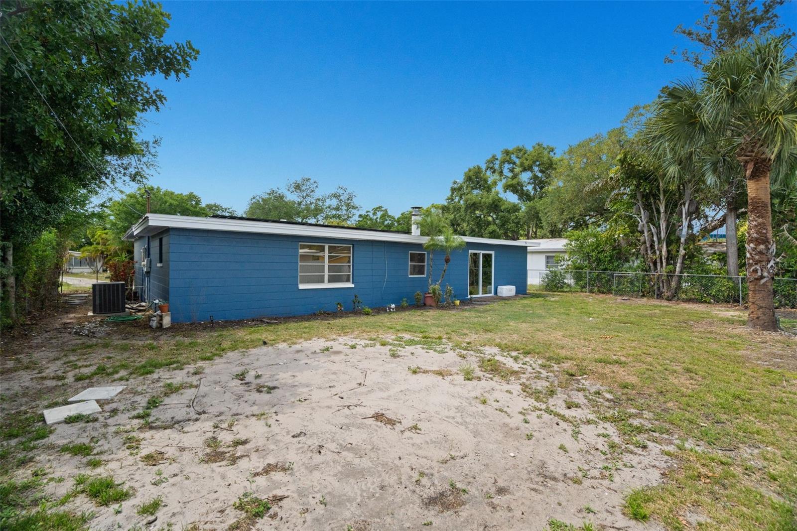 SIRMONS ORANGE BLOSSOM HEIGHTS - Residential