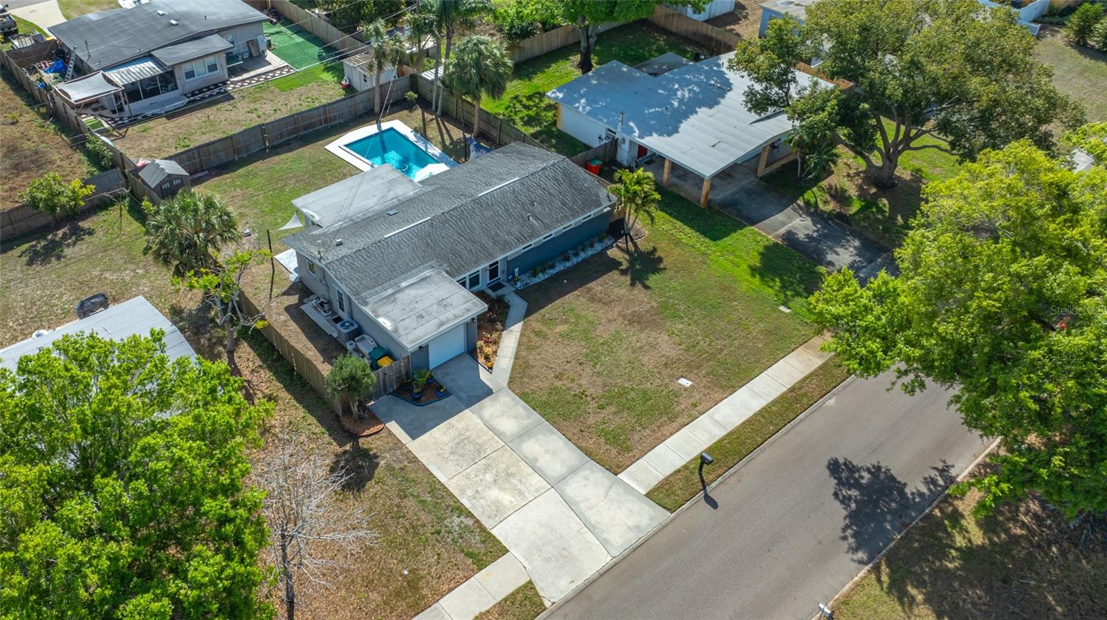 CROSS BAYOU ESTATES - Residential