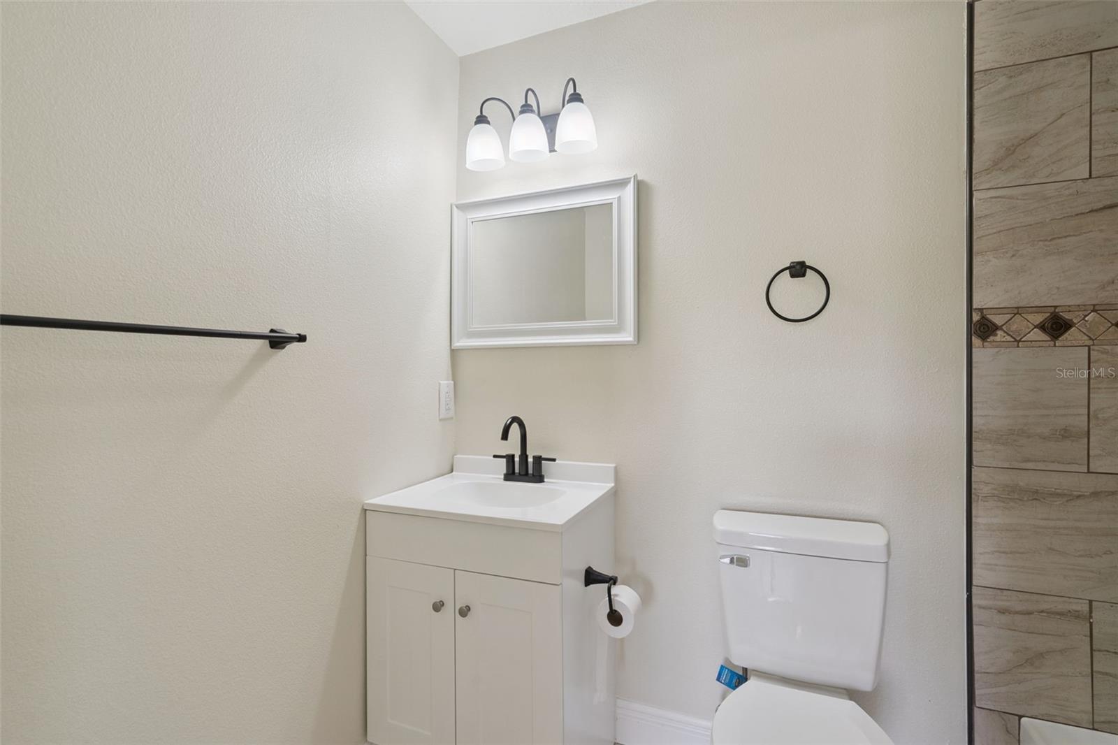 VALENCIA HILLS SUB - Residential