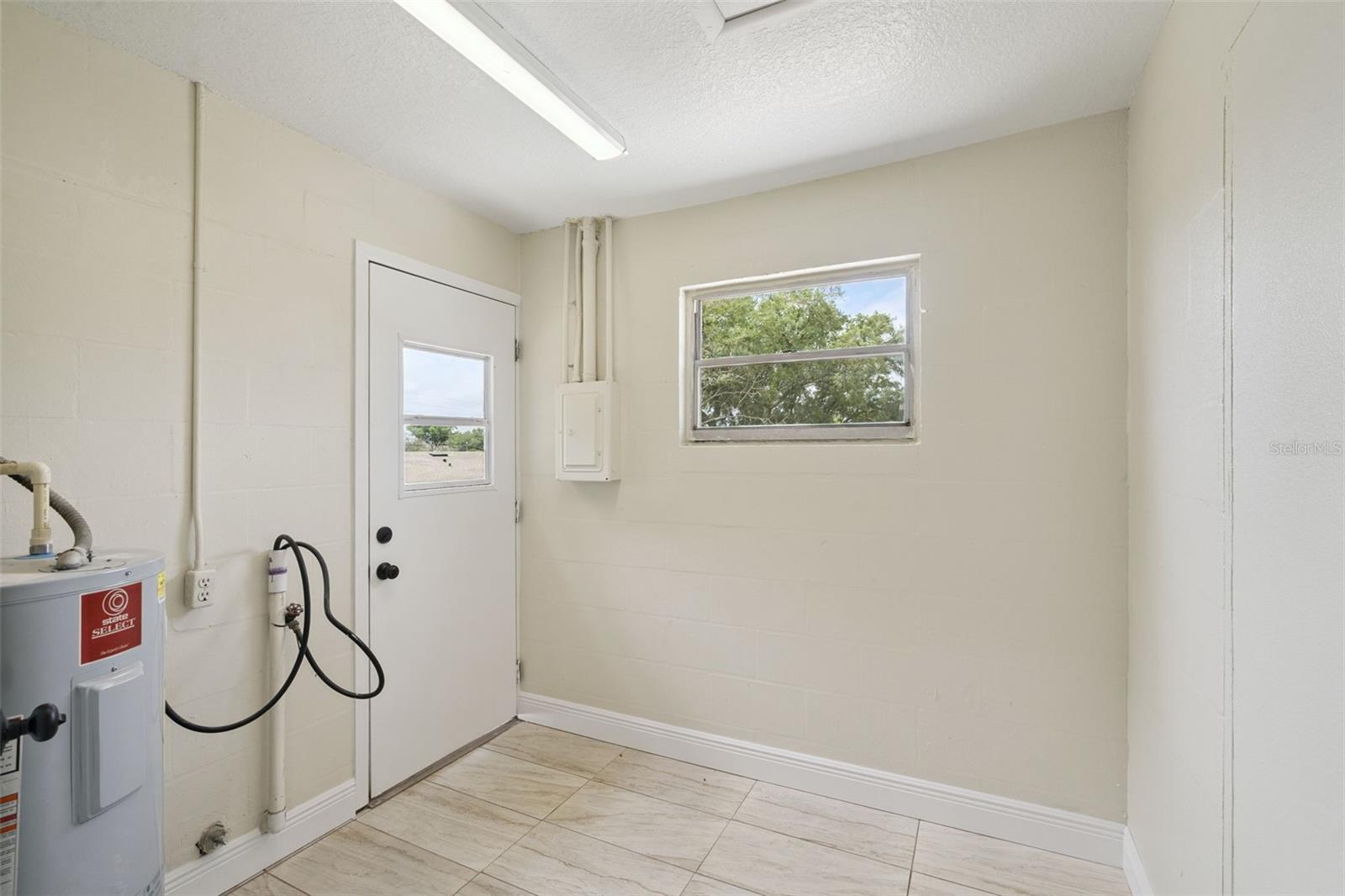 VALENCIA HILLS SUB - Residential