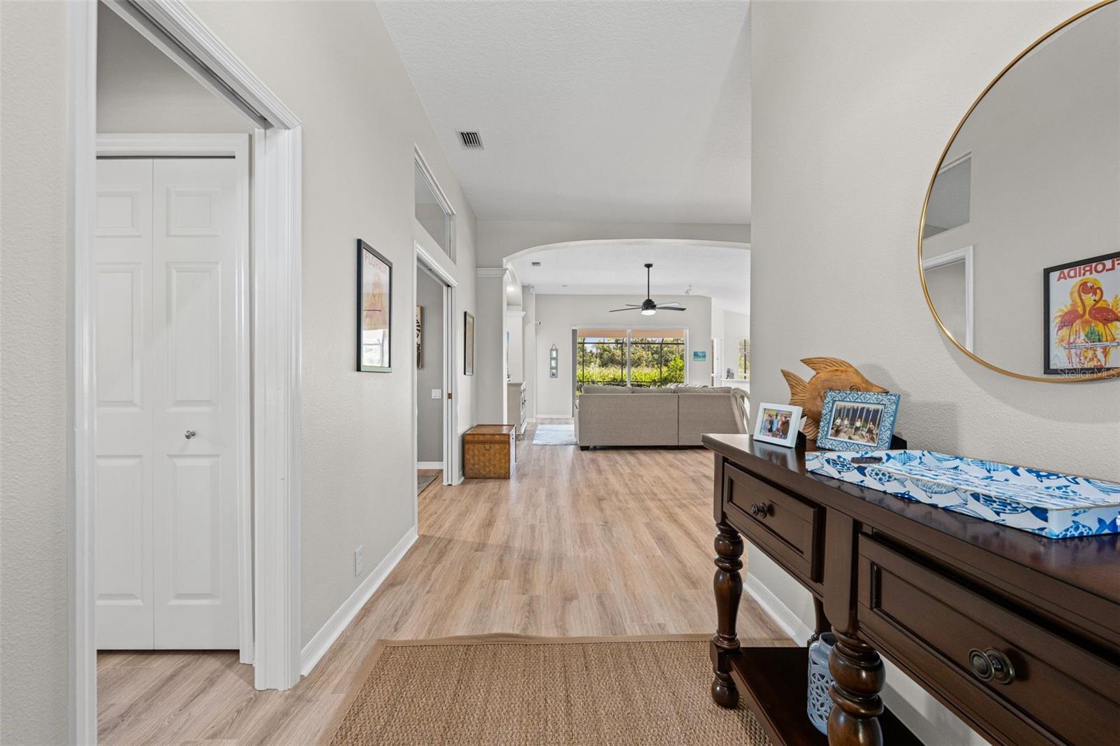 7164 DREWRYS BLUFF, BRADENTON, FL, 34203 4 7164 DREWRYS BLUFF