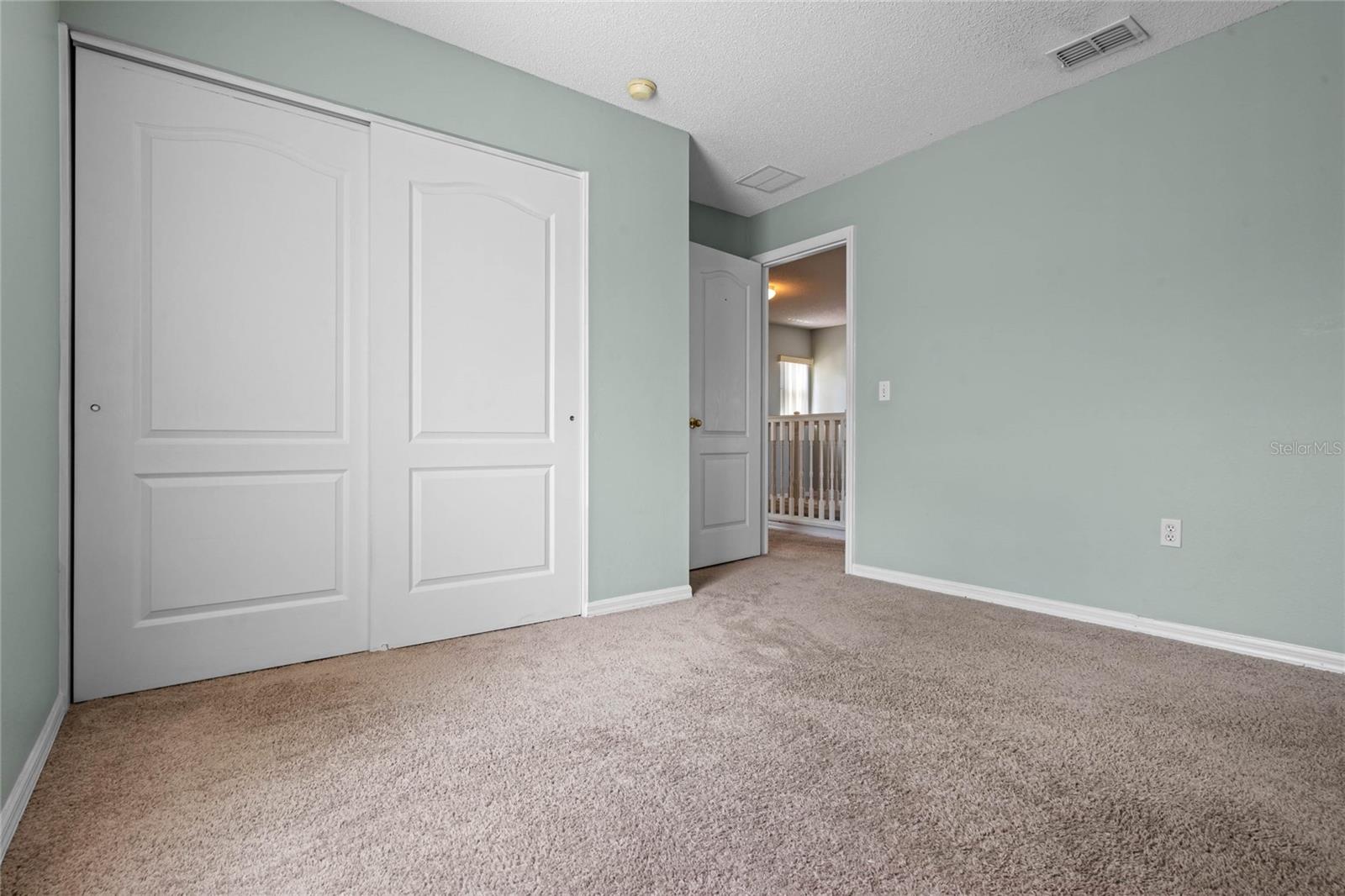 FOUR CORNERS PH 01 - Residential Lease