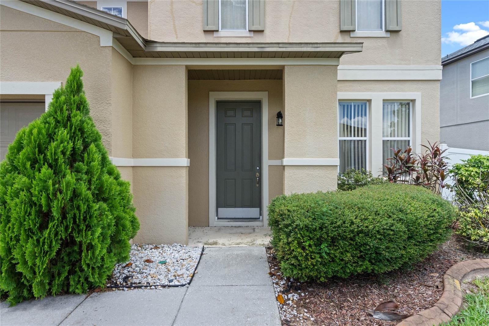 FOUR CORNERS PH 01 - Residential Lease