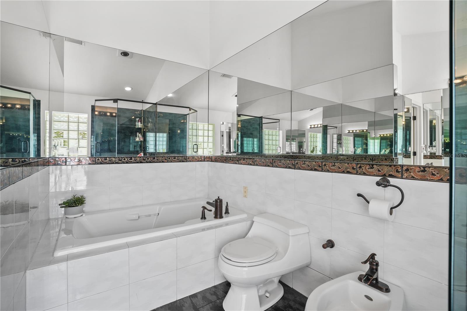 BAYSHORE ESTATES 2 - Residential