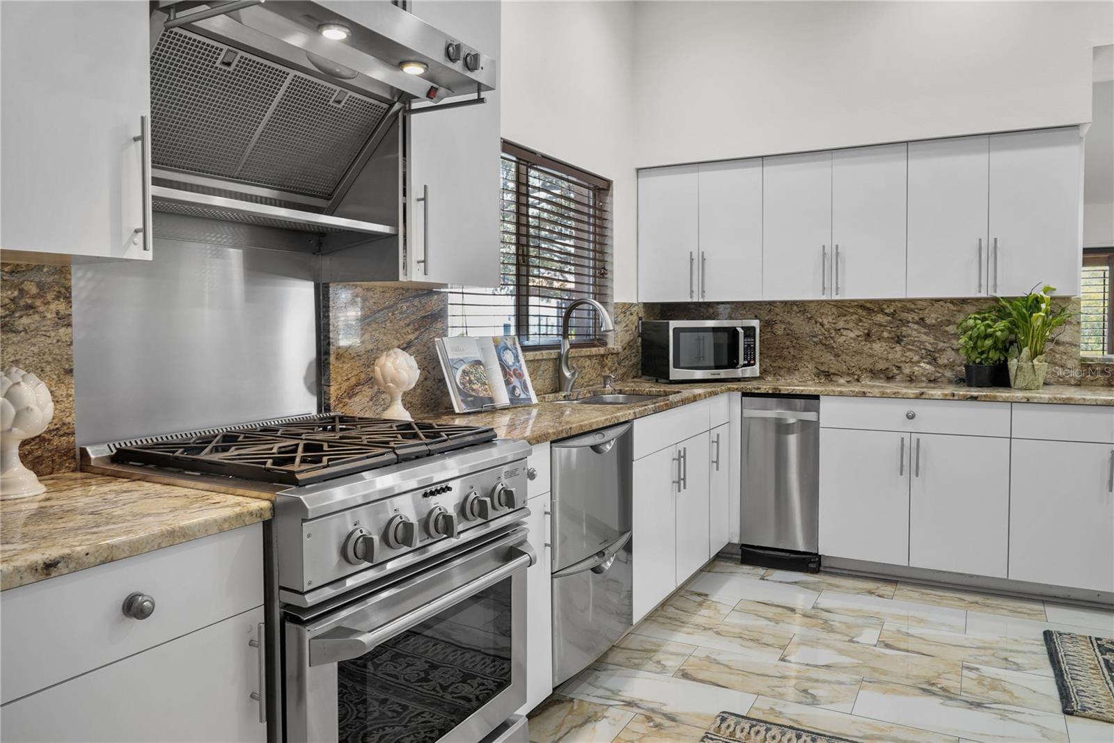 BAYSHORE ESTATES 2 - Residential