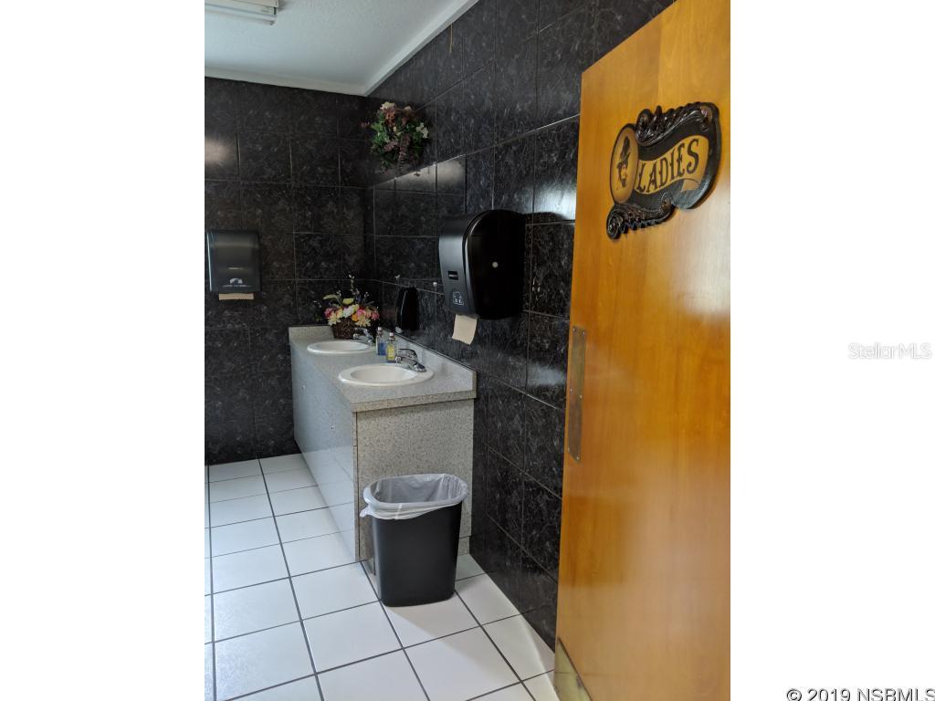 Assessors Lt 01 & 02 02-18-34 Hatches Homestead & - Business Opportunity