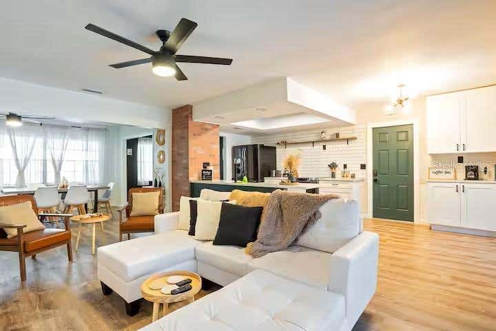 Photo of 146 Lake Ring Drive, Winter Haven, FL 33884 (MLS # TB8517445)