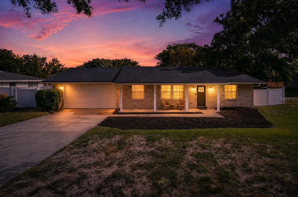 Photo of 146 Lake Ring Drive, Winter Haven, FL 33884 (MLS # TB8517445)
