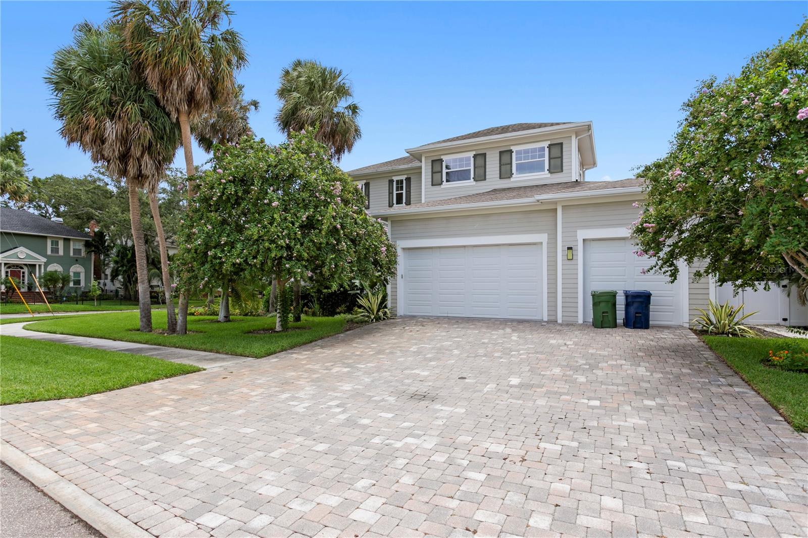 5016 W EVELYN DRIVE