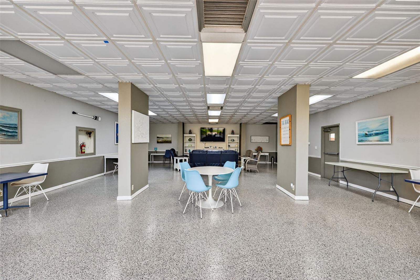 DOLPHIN COVE CLEARWATER - Residential