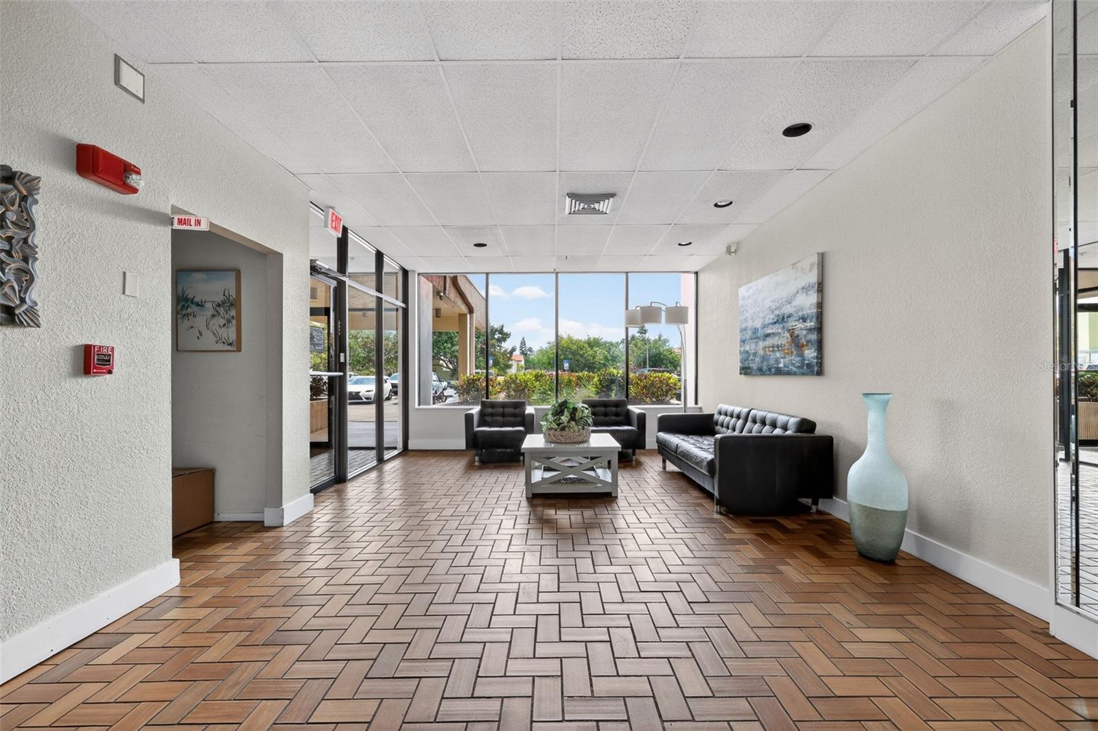 DOLPHIN COVE CLEARWATER - Residential