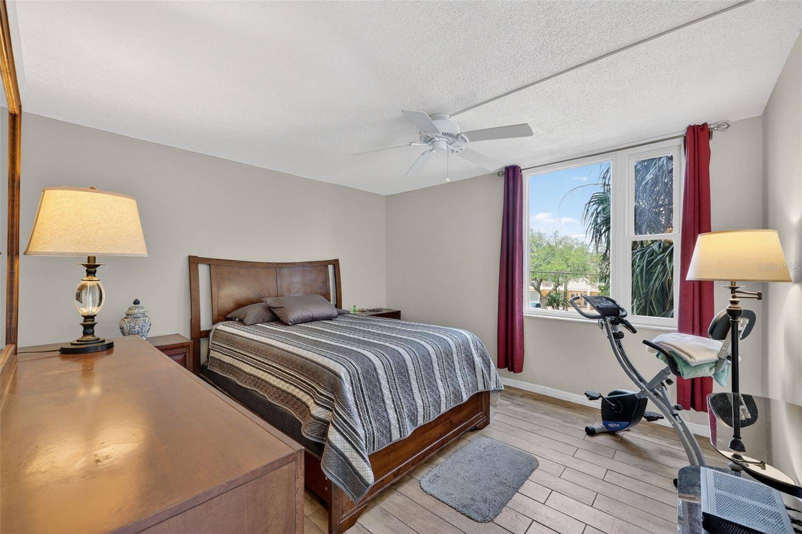 DOLPHIN COVE CLEARWATER - Residential