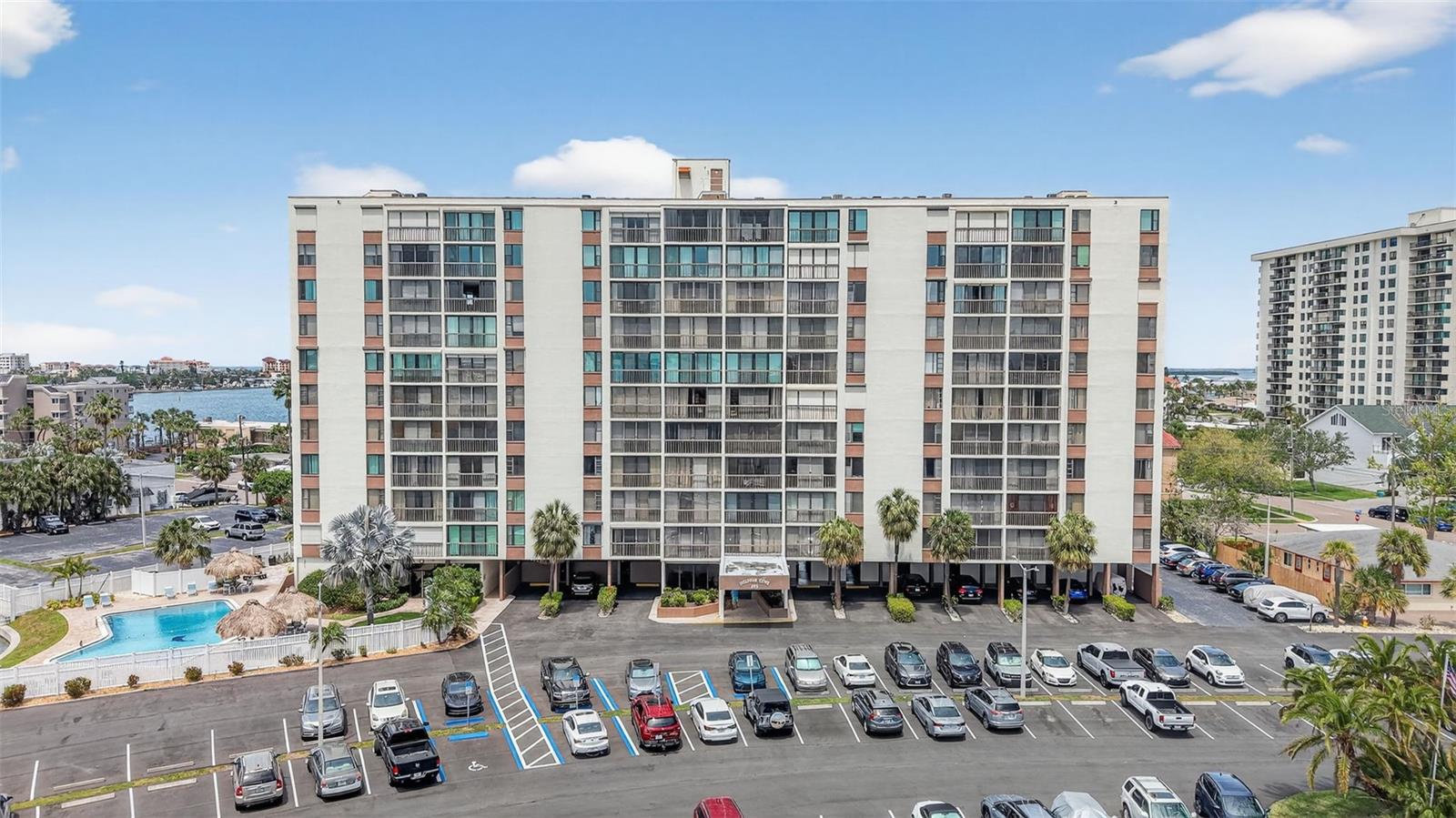 DOLPHIN COVE CLEARWATER - Residential