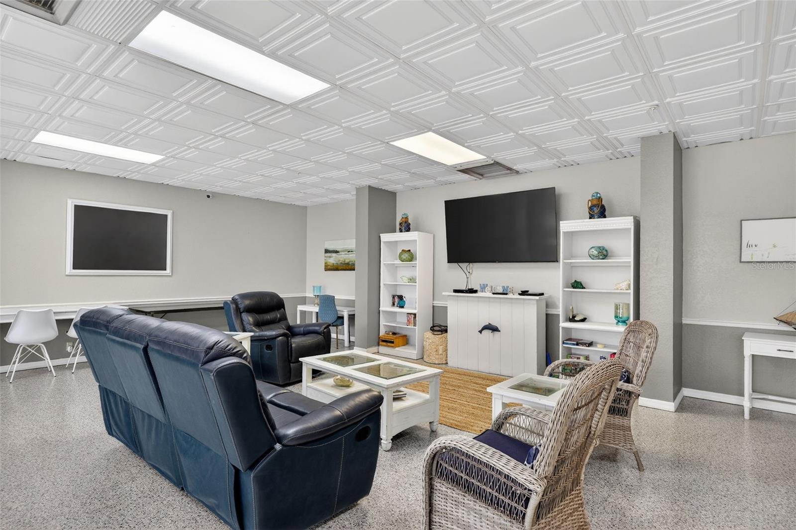 DOLPHIN COVE CLEARWATER - Residential