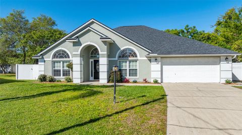 Photo of 5 Farr Place, Palm Coast, FL 32137 (MLS # FC317747)