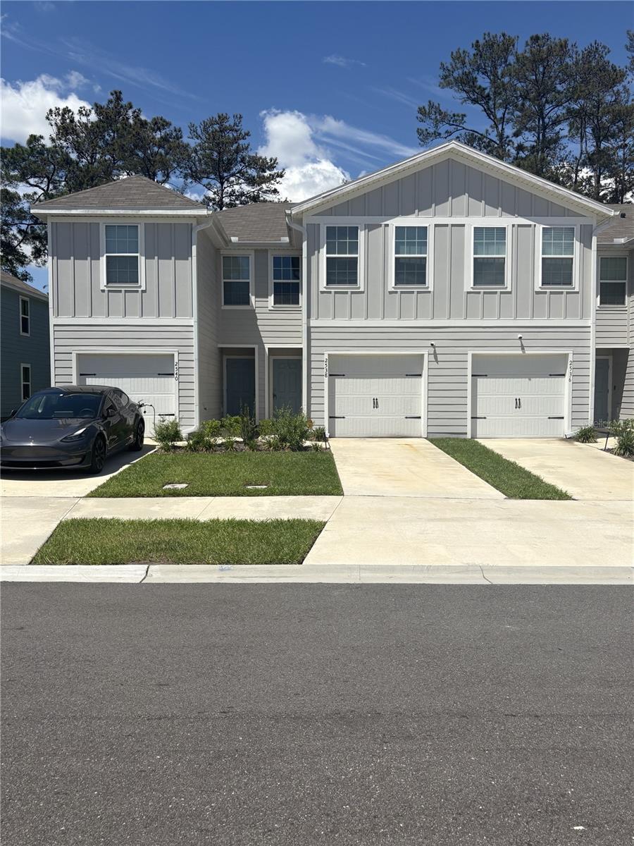 SADLER TRACE TOWNHOMES - Residential