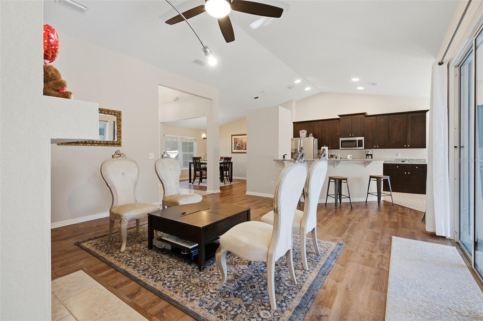 Casas a venda 4 - Jen Dantas 7709 APPLE TREE CIRCLE