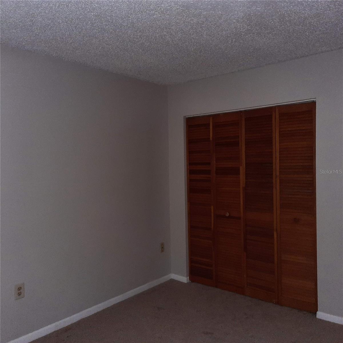 HAMILTONS SUB - Residential Lease