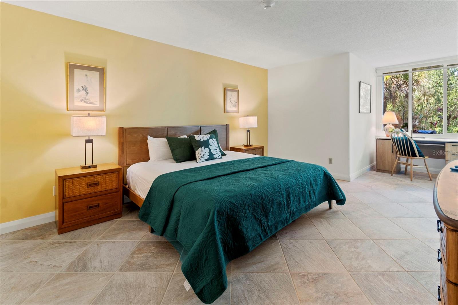 BAYPORT BCH & TEN PH F - Residential Lease