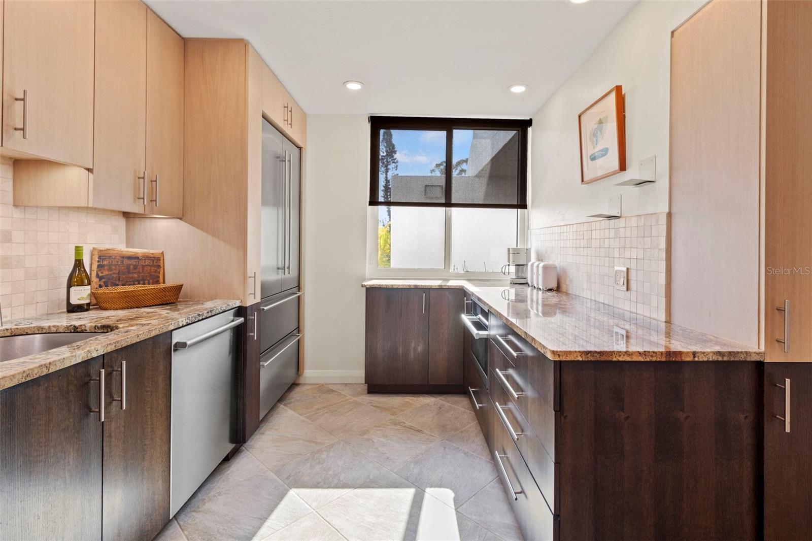 BAYPORT BCH & TEN PH F - Residential Lease