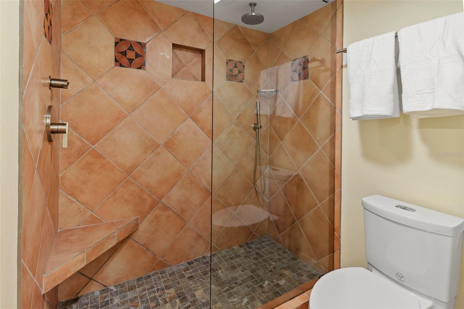 BAYPORT BCH & TEN PH F - Residential Lease