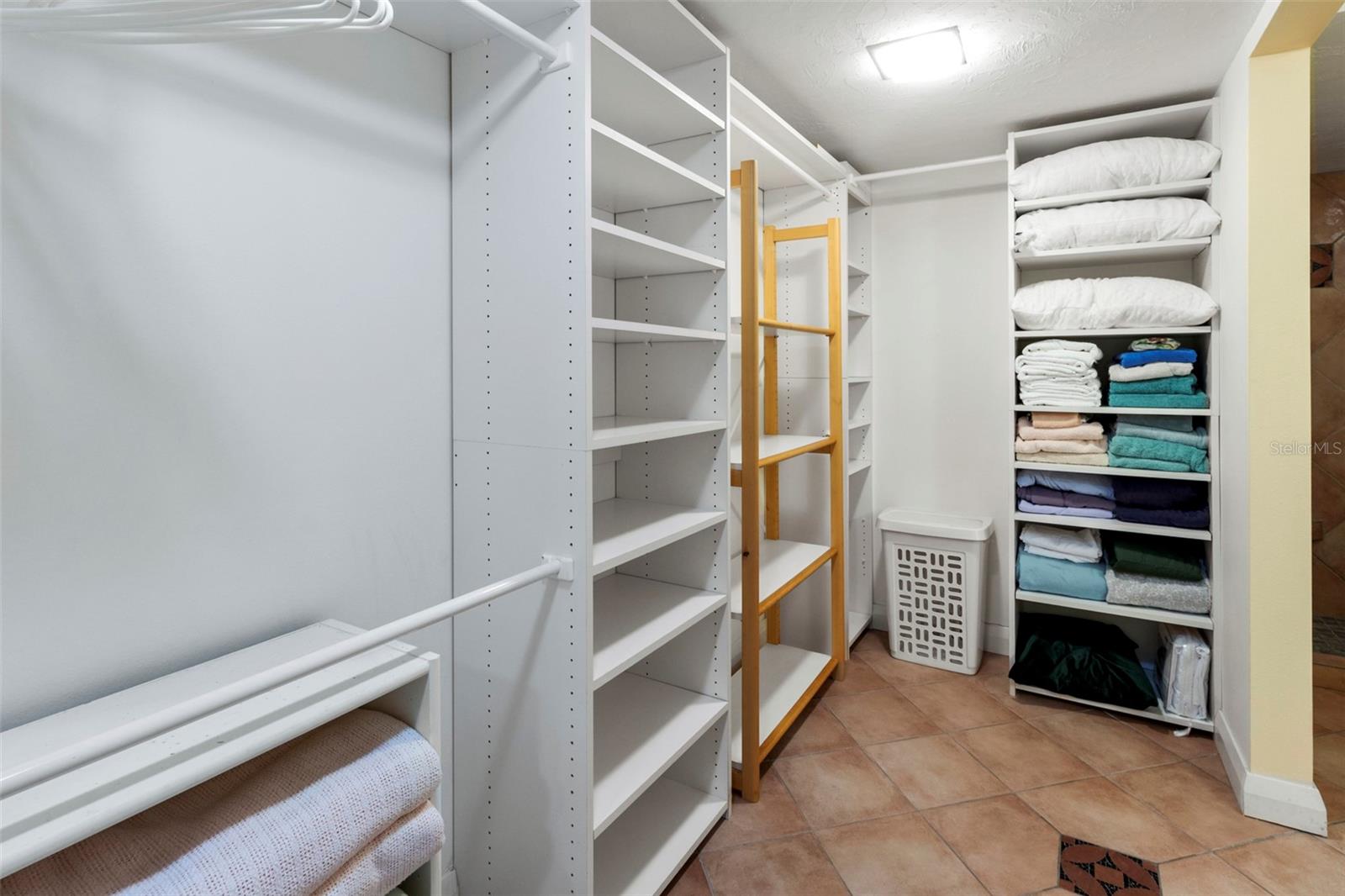 BAYPORT BCH & TEN PH F - Residential Lease