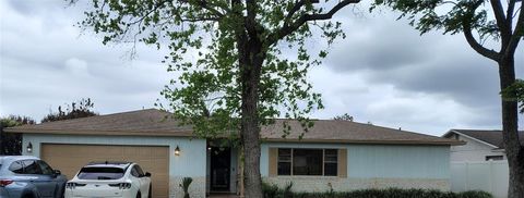 Photo of 405 Declaration Drive, Orlando, FL 32809 (MLS # O6397086)