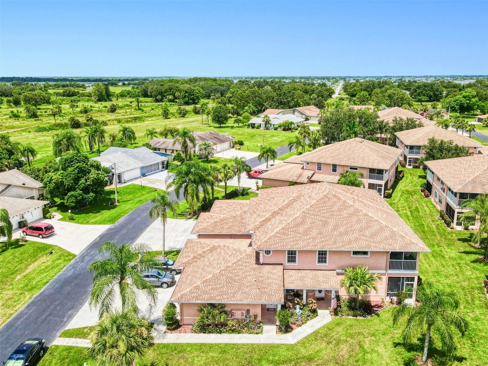 KINGS GREEN/MAJESTIC PH 2 BLDG - Residential