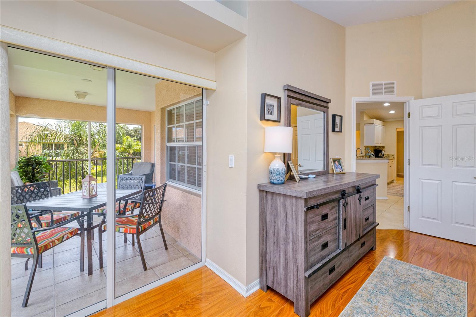 KINGS GREEN/MAJESTIC PH 2 BLDG - Residential