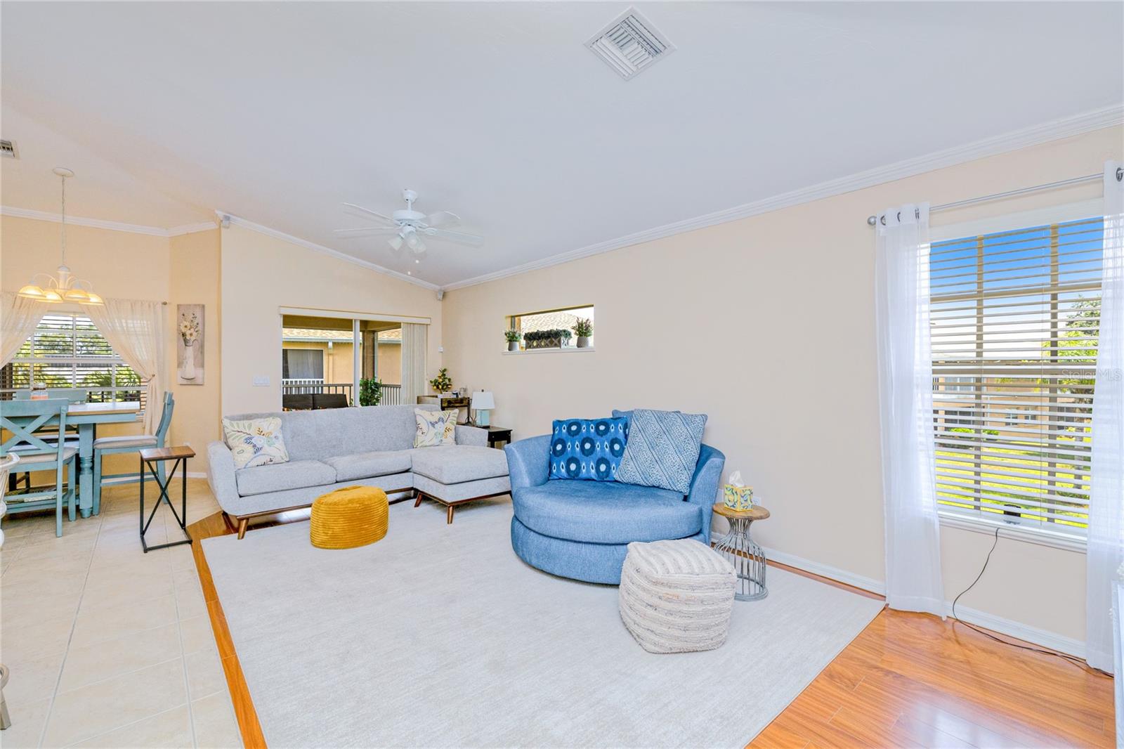 KINGS GREEN/MAJESTIC PH 2 BLDG - Residential