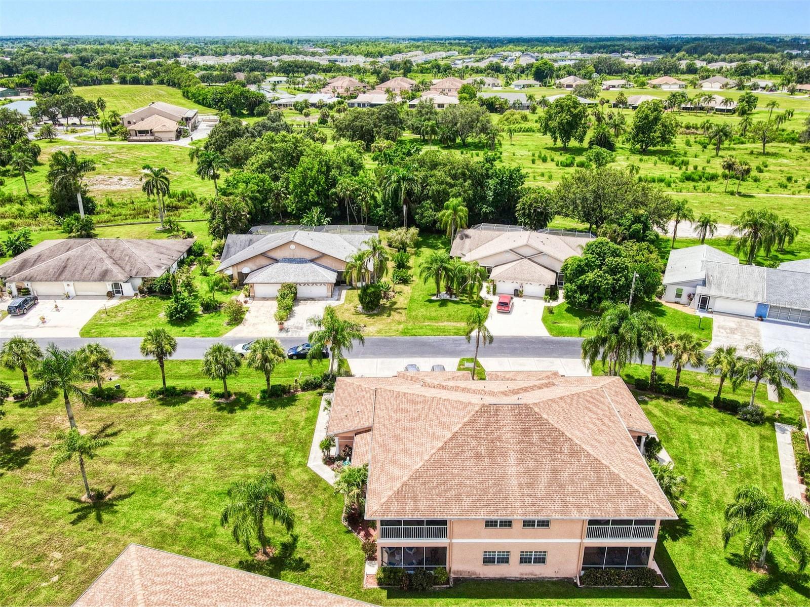 KINGS GREEN/MAJESTIC PH 2 BLDG - Residential