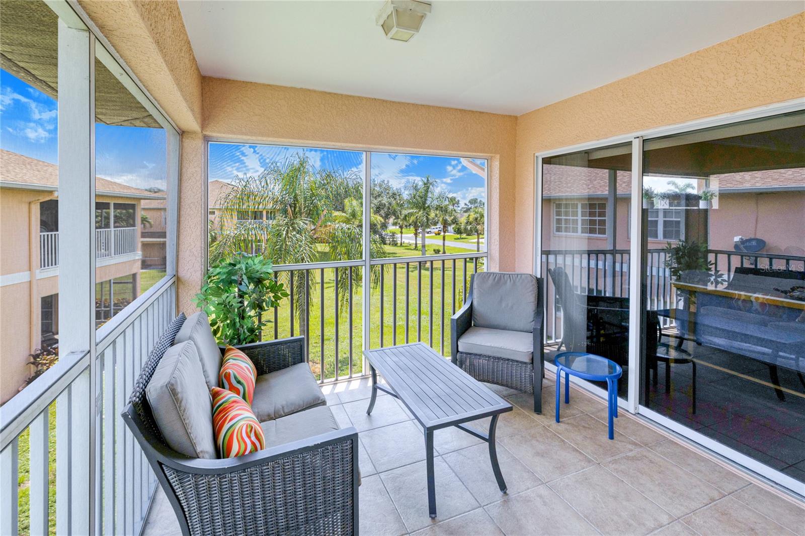 KINGS GREEN/MAJESTIC PH 2 BLDG - Residential