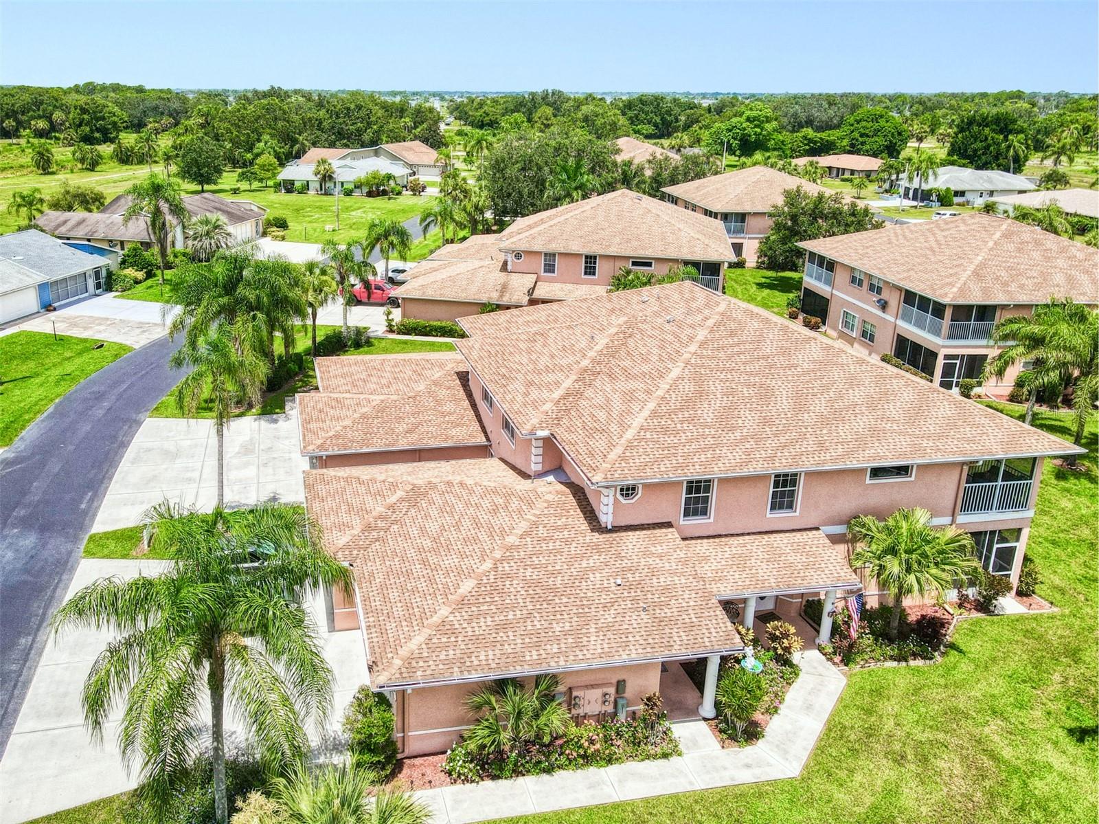 KINGS GREEN/MAJESTIC PH 2 BLDG - Residential