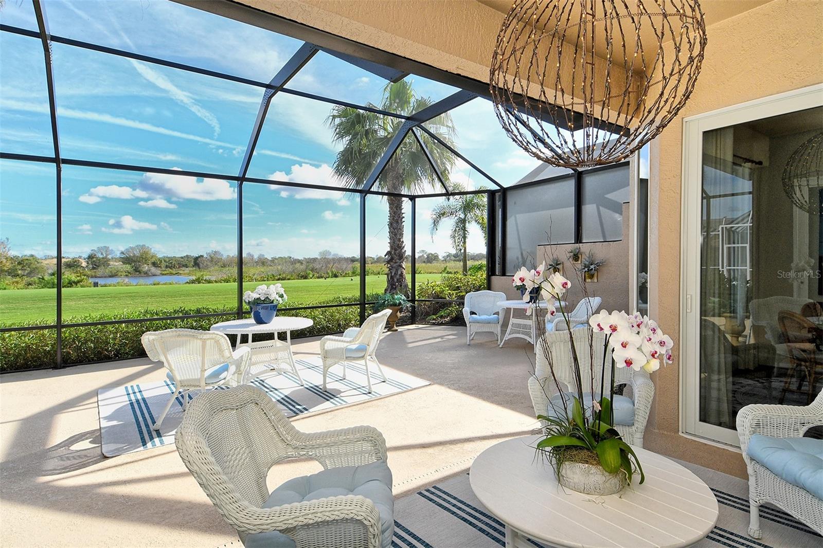 HERITAGE OAKS GOLF & COUNTRY CLUB - Residential