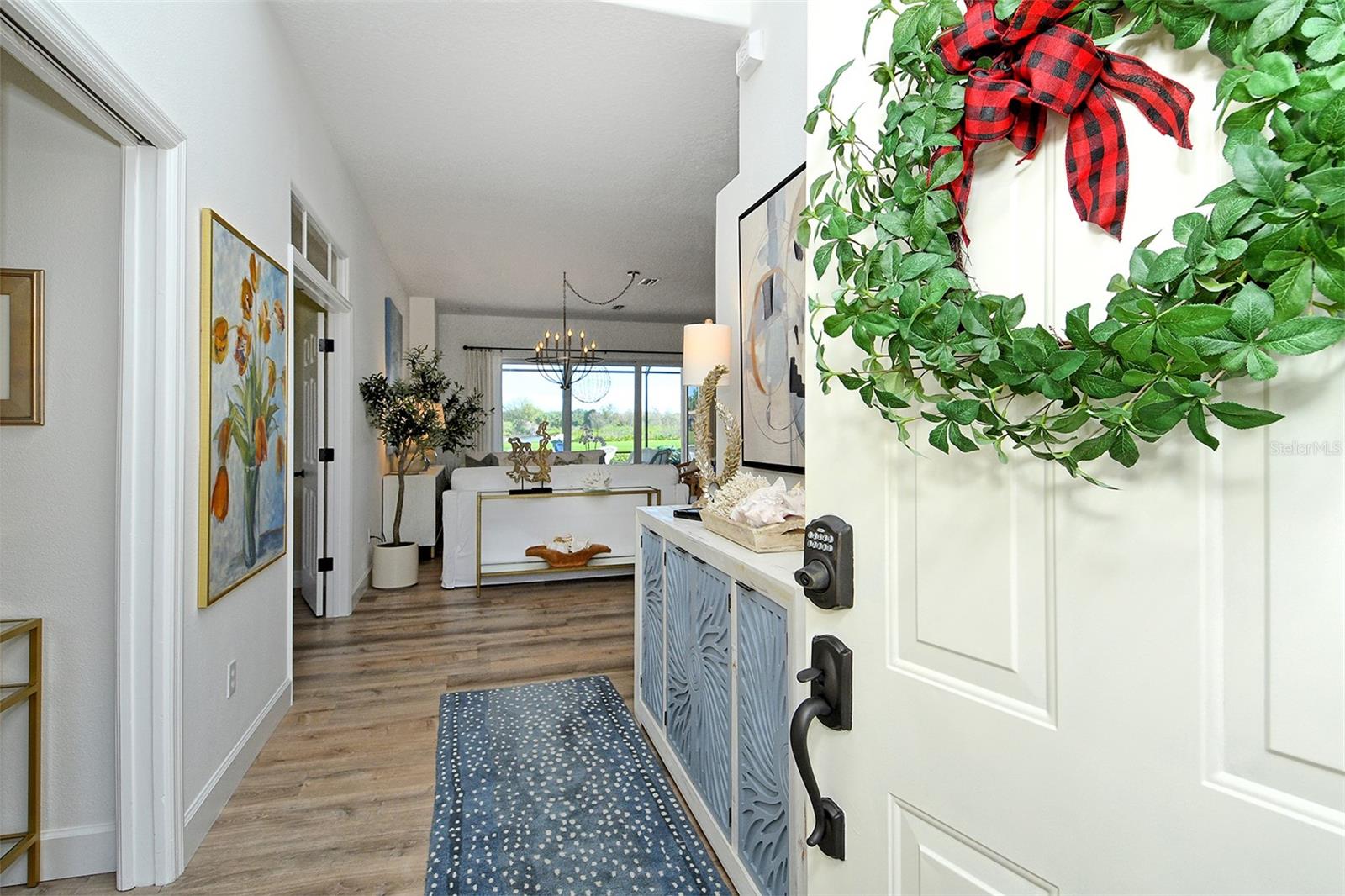 HERITAGE OAKS GOLF & COUNTRY CLUB - Residential