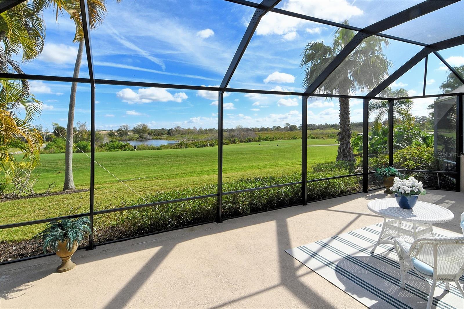 HERITAGE OAKS GOLF & COUNTRY CLUB - Residential