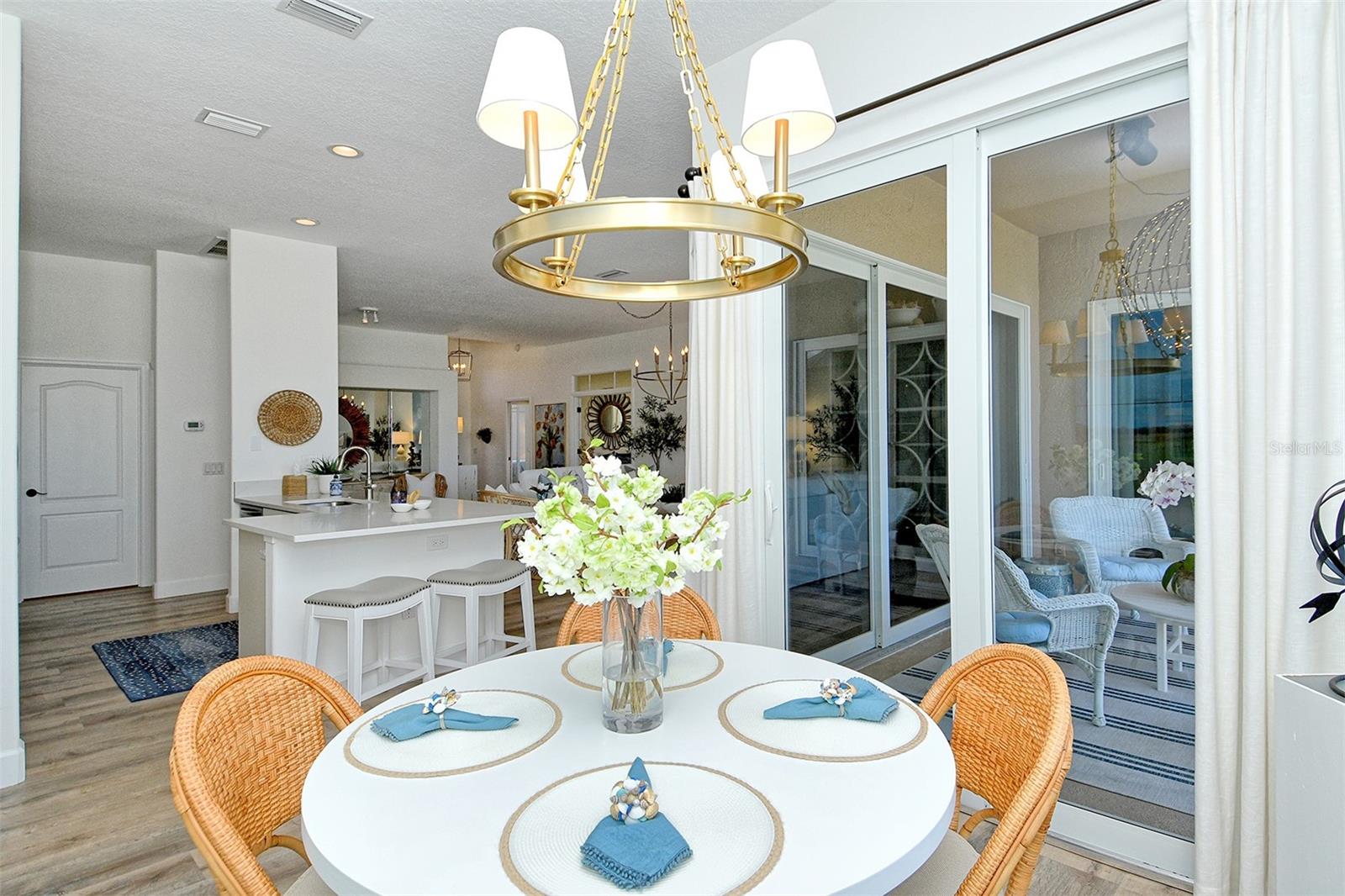 HERITAGE OAKS GOLF & COUNTRY CLUB - Residential