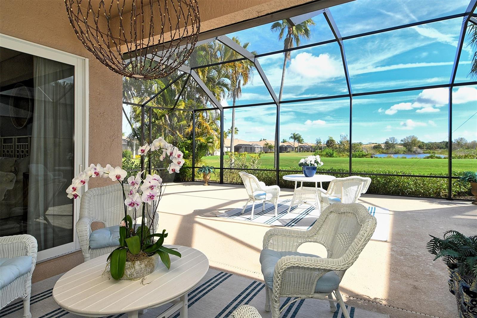 HERITAGE OAKS GOLF & COUNTRY CLUB - Residential