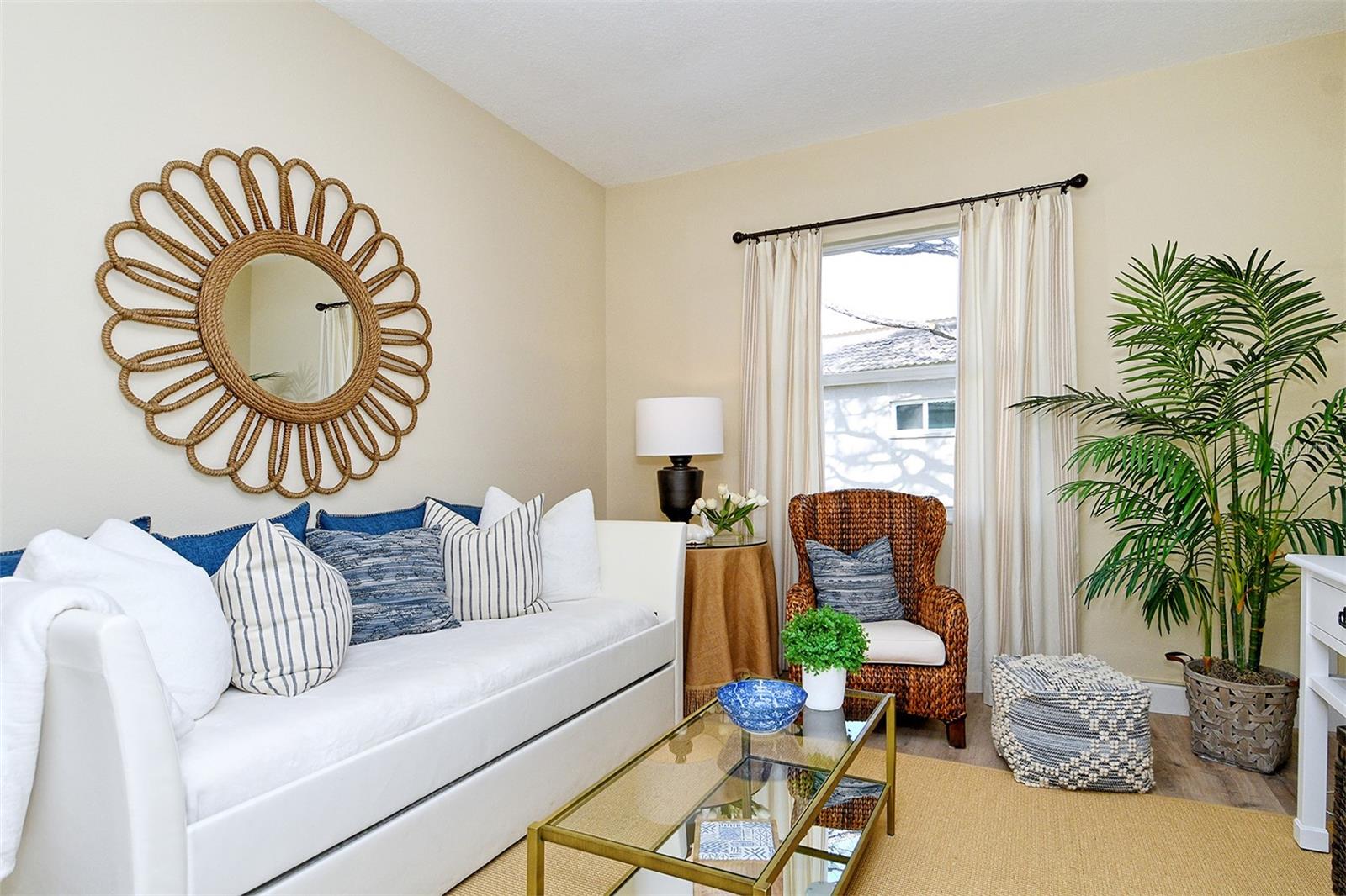 HERITAGE OAKS GOLF & COUNTRY CLUB - Residential