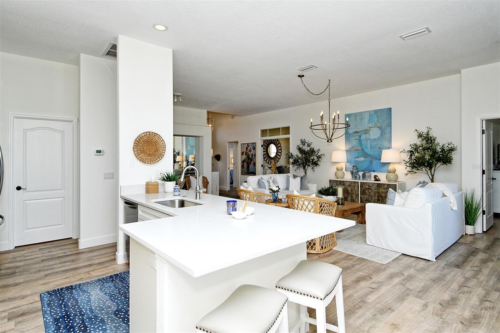 HERITAGE OAKS GOLF & COUNTRY CLUB - Residential