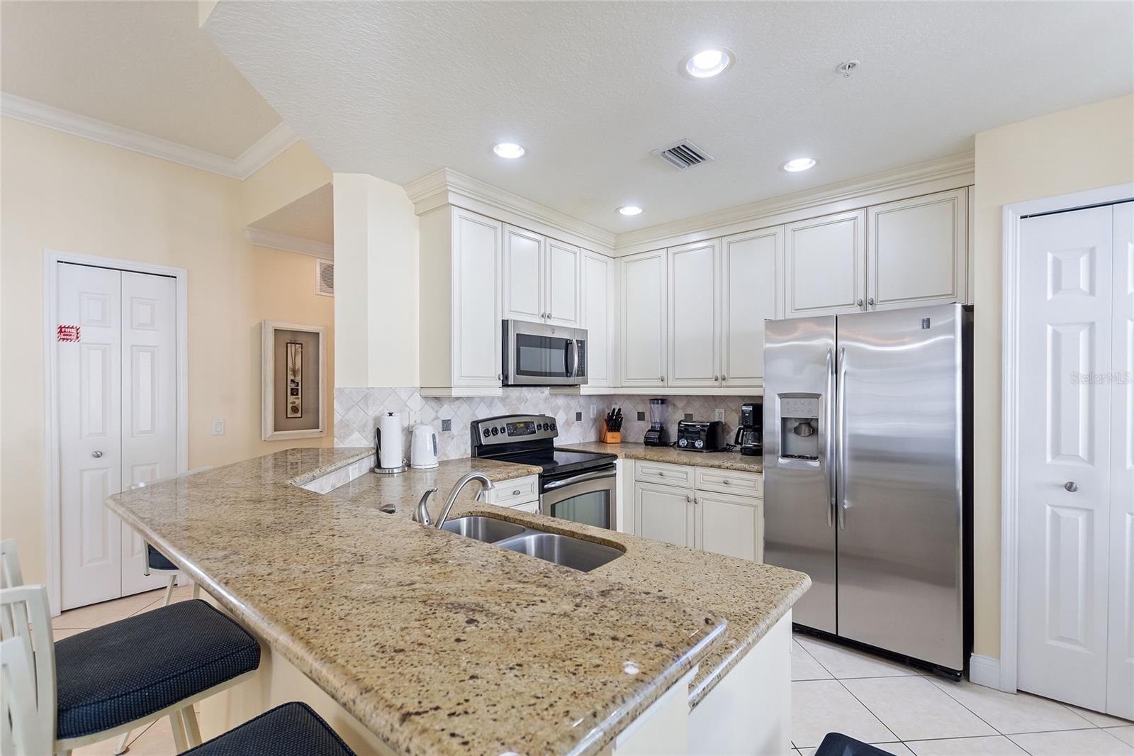 TERRACES AT REUNION CONDO PH 6 - Residential