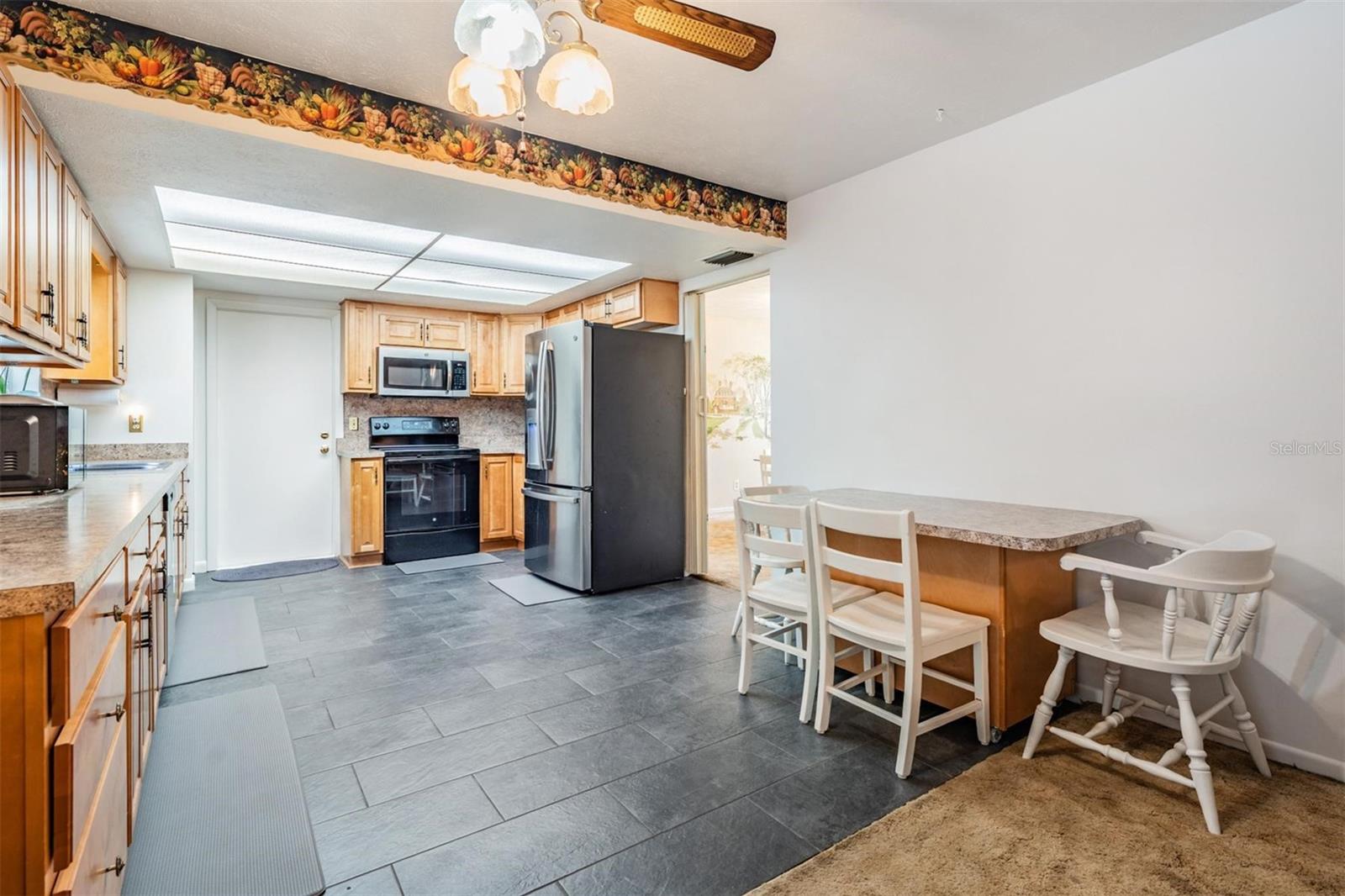 414 CACTUS CIRCLE