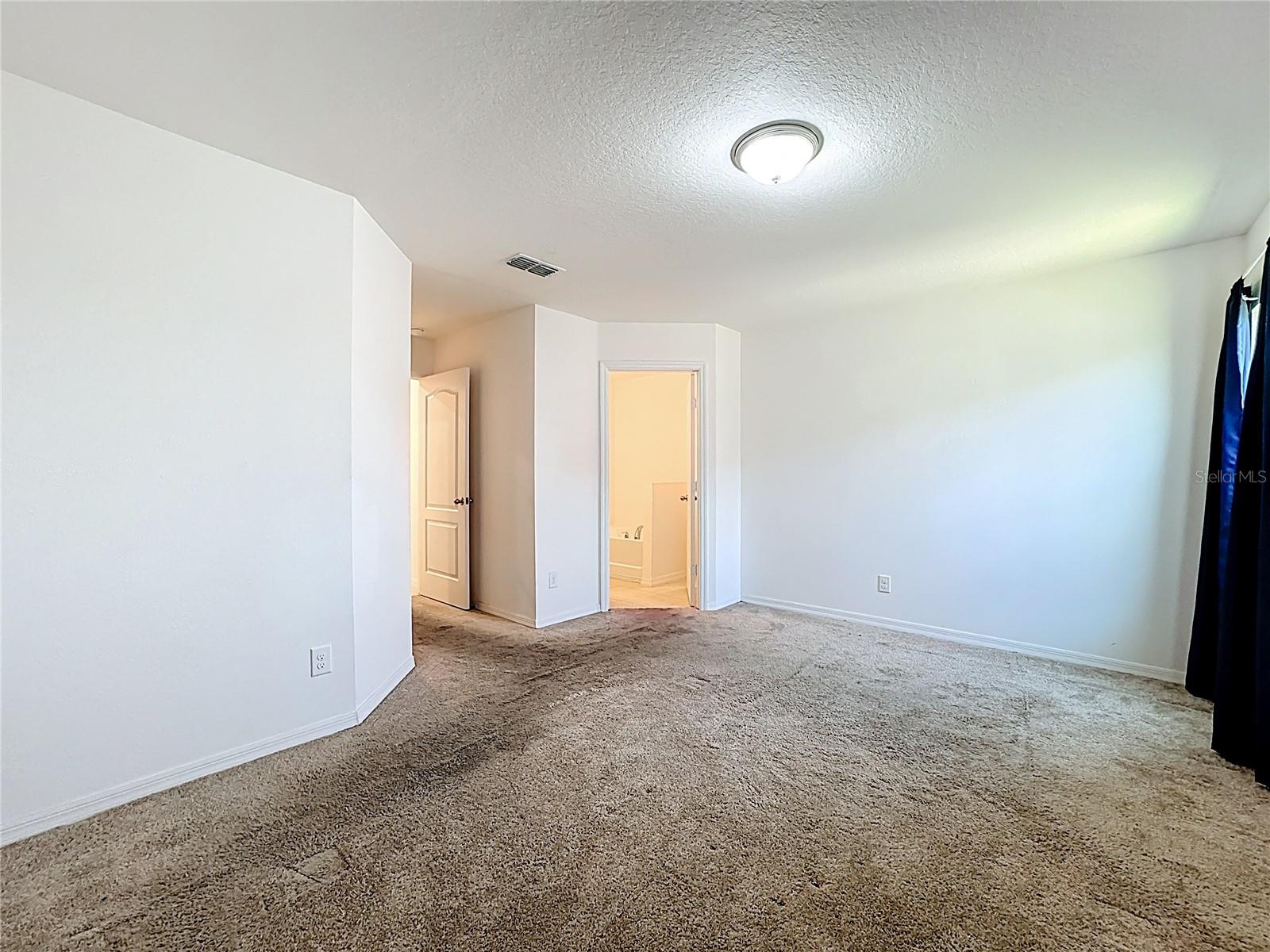 RIDGE/SWAN LAKE - Residential