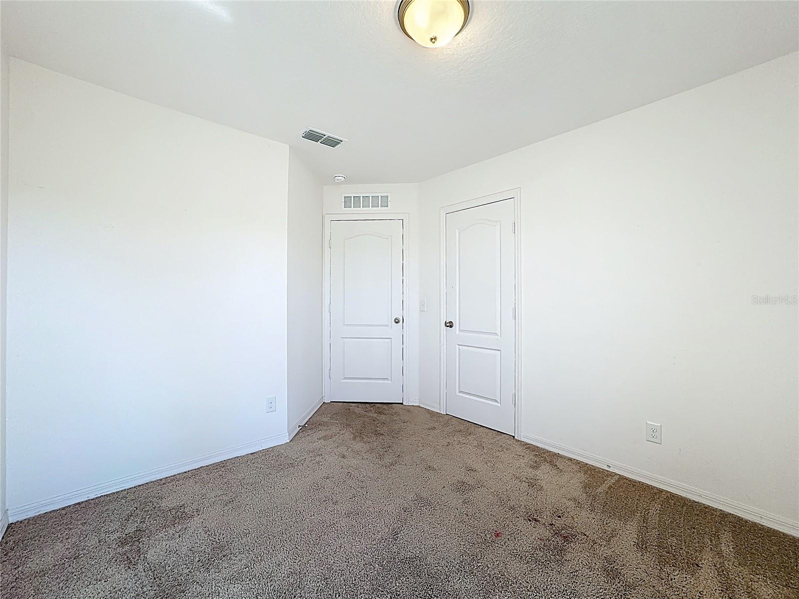 RIDGE/SWAN LAKE - Residential