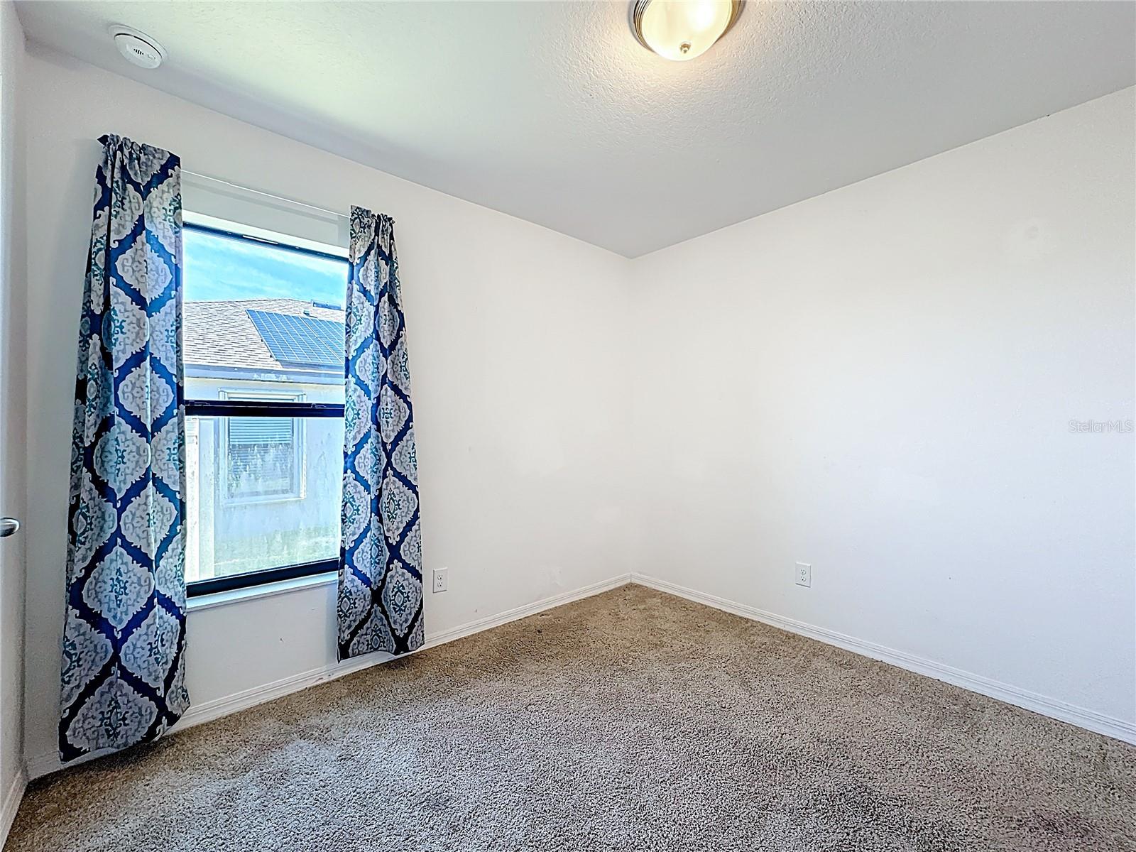 RIDGE/SWAN LAKE - Residential